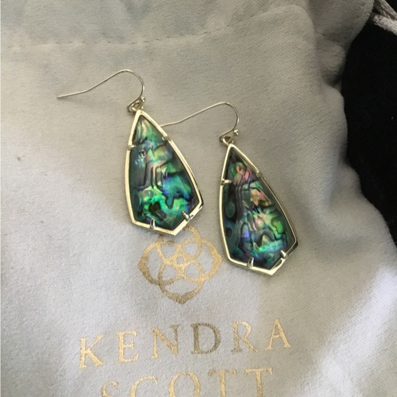 Kendra Scott Abalone shell necklace and earring set, 32-inch chain - Picture 4 of 7